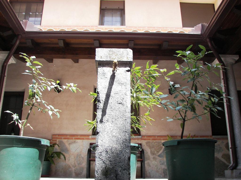 Los Laureles 2 Urda Buitenkant foto